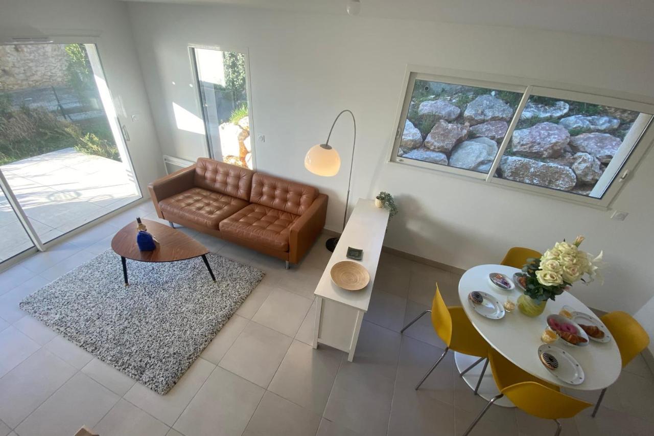 Roche Blanche - Terrasse Et Parking Apartment Ним Екстериор снимка