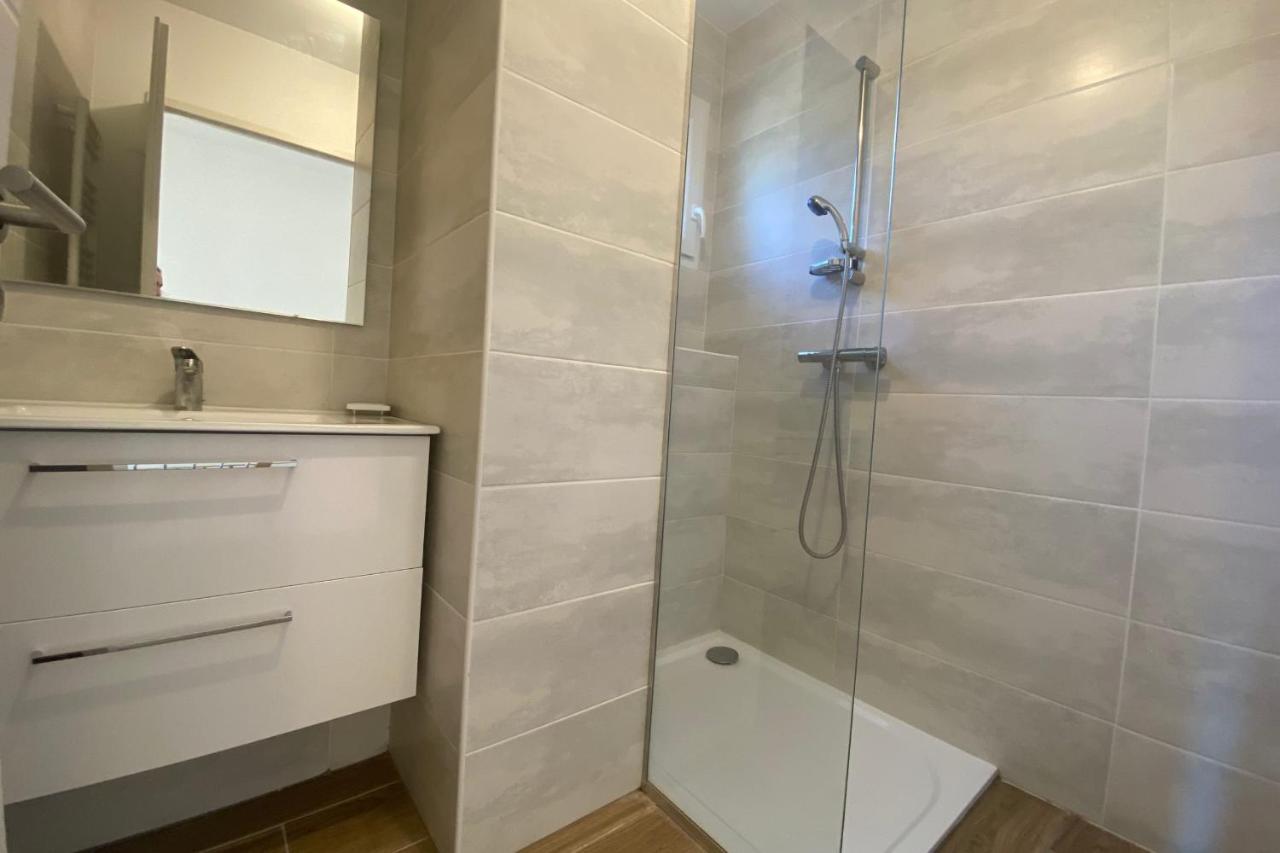 Roche Blanche - Terrasse Et Parking Apartment Ним Екстериор снимка